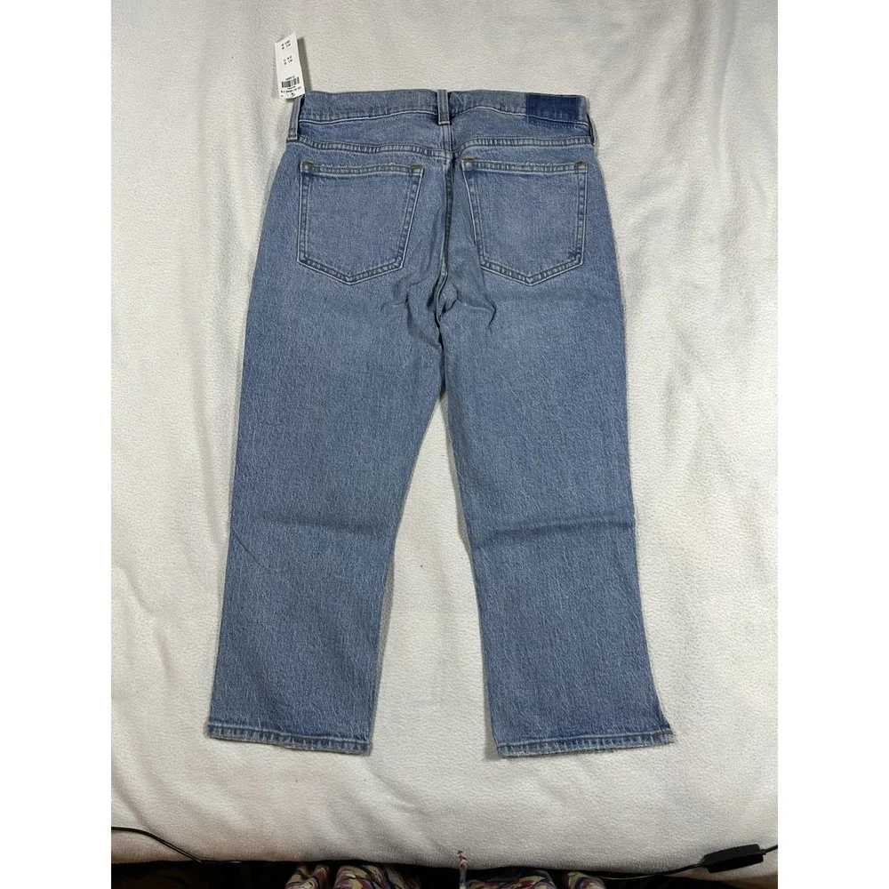 NWT Abercrombie & Fitch Women's Jeans Sz 29 Blue Denim Mid Rise Short - Picture 3 of 3